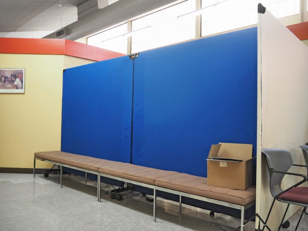 classroom partitions